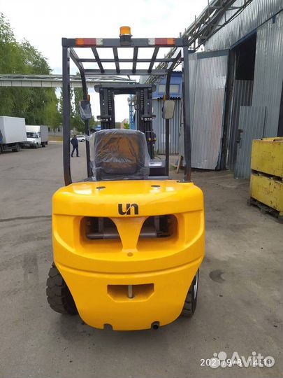 Вилочный погрузчик UN Forklifts FG35, 2023