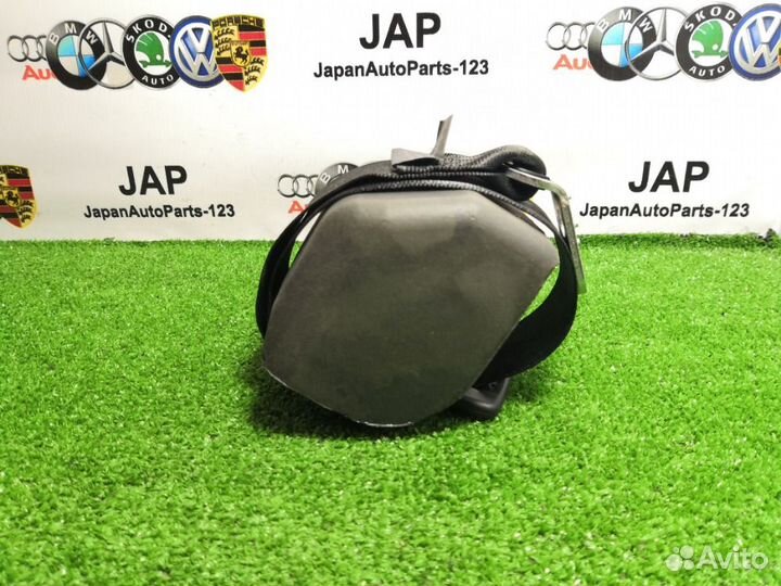 Ремень безопасности задний Audi A5 8T cdnc 2010