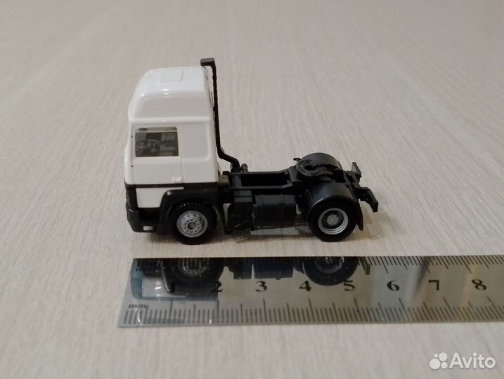 106) Тягач Renault