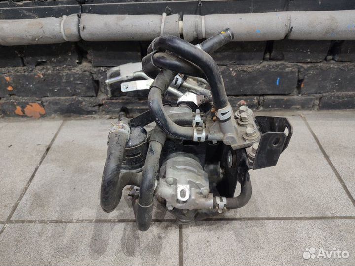 Масляный насос Mitsubishi Outlander GG2W-0100934