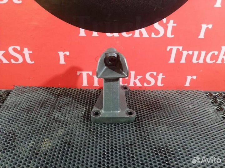 Кронштейн двигателя правый Daf XF106