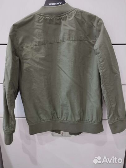 Куртка бомбер