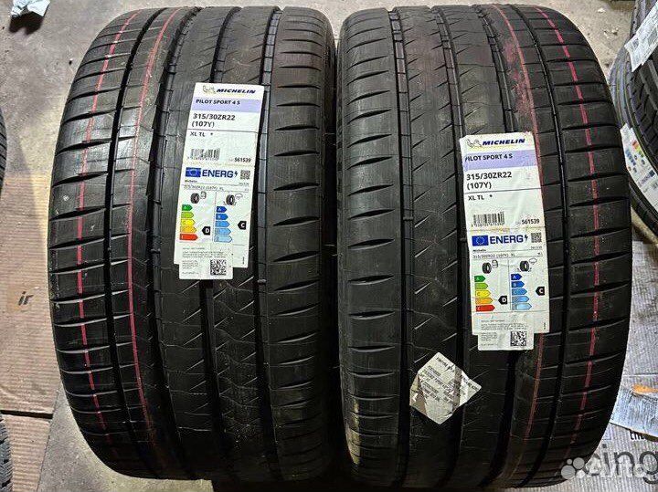 Michelin Pilot Sport 4 S 315/30 R22 107Y