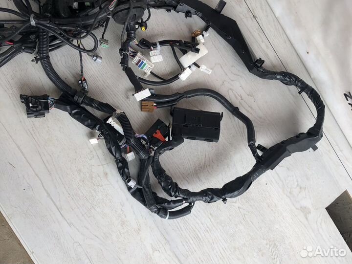 Infiniti Q70 Проводка моторного отсека