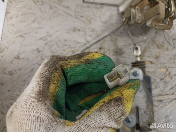 Замок двери передней для Mazda MX-3