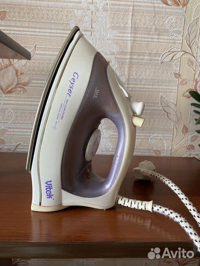 Утюг Vitek