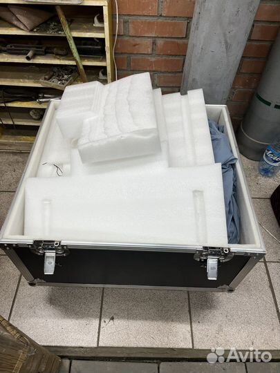 Ударопрочный ящик кофр кейс на колесиках