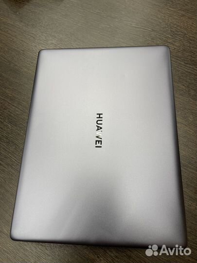 Huawei matebook 13