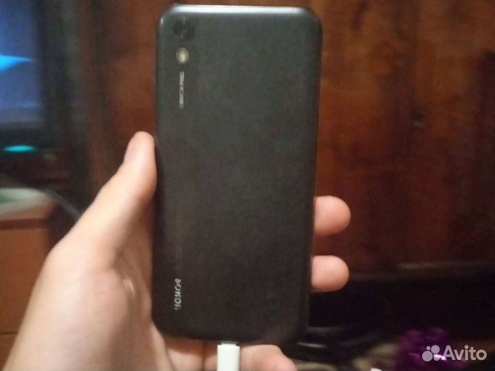 Мобильные телефоны Honor 8 s