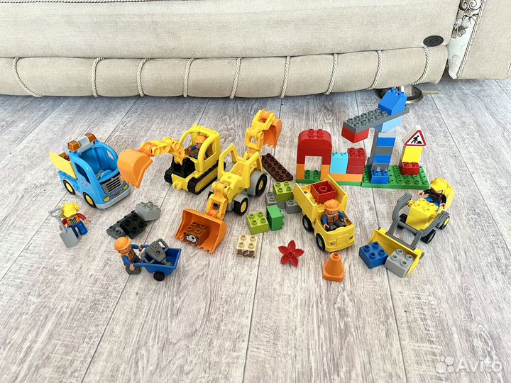 Лего Дупло Стройка 3 набора 10812, 10811, 10518