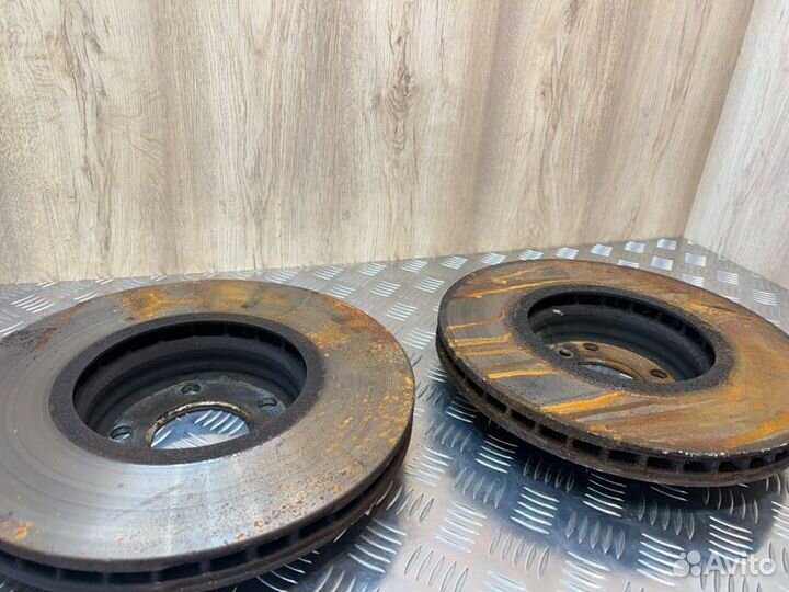 Диск тормозной передний Bmw X5 E53 M54B30 2005