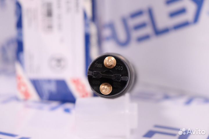 Форсунка топливная 0445120003