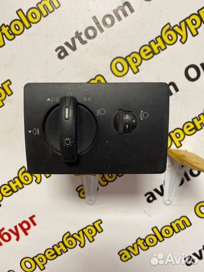 Блок управления светом Ford Focus 2