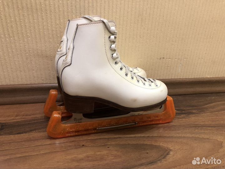 Коньки фигурные детские профессиональные