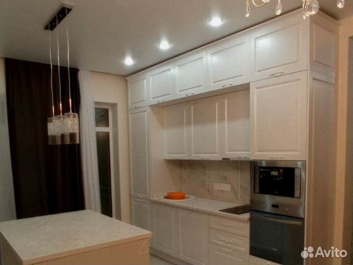 Кухня под потолок