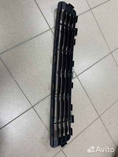 Решётка в бампер Toyota Camry V40