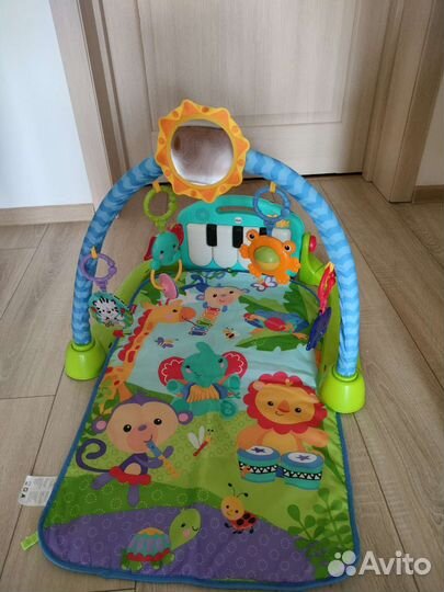 Развивающий коврик fisher price с пианино