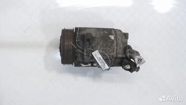 Компрессор кондиционера Renault Trafic 2.0 2010