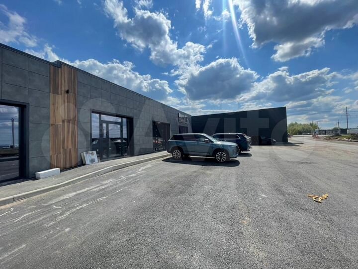 Торговая площадь на красной линии, 37 м²