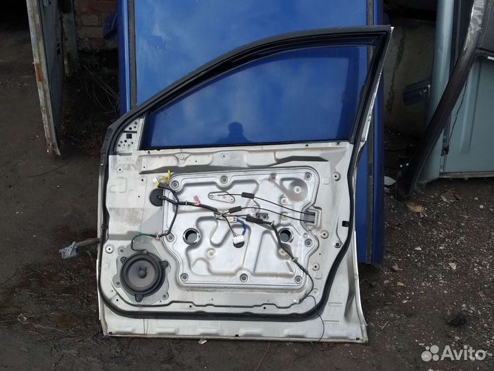 Дверь передняя правая Nissan Murano Z50