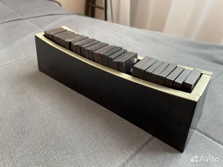 Домино, дерево тик, манго