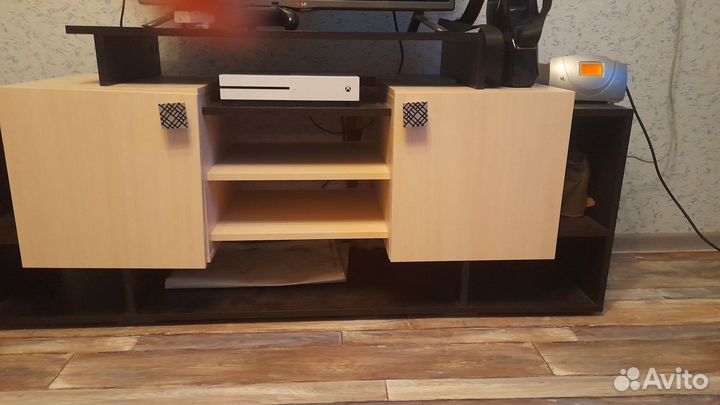 Тумба под телевизор