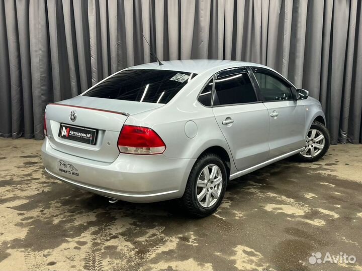 Volkswagen Polo 1.6 МТ, 2011, 205 000 км