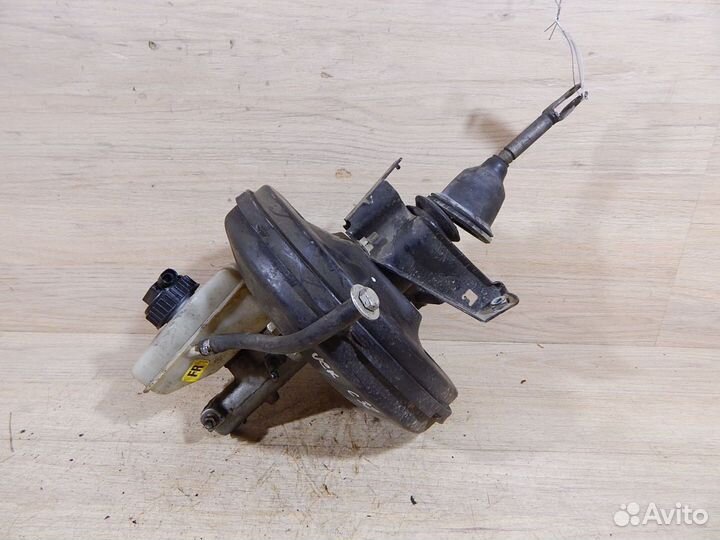 Вакуумный усилитель тормозов Opel Vectra B