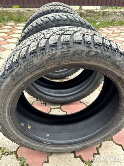 Pirelli Ice Zero 2 235/45 R18 101