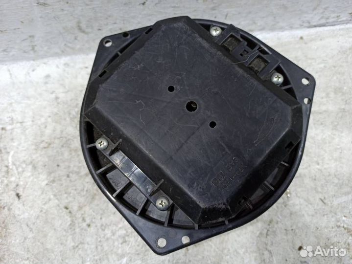 Моторчик печки Ниссан