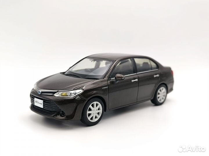 Toyota Corolla Axio, 1:30, в наличии