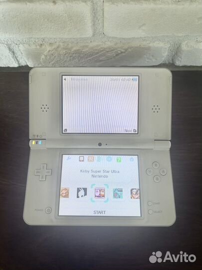 Nintendo DSi XL прошитая 32Gb