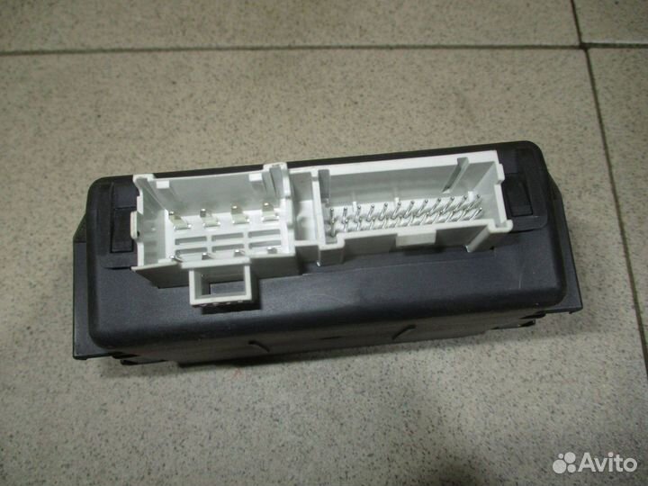 Блок электронный Chevrolet Captiva (C100)