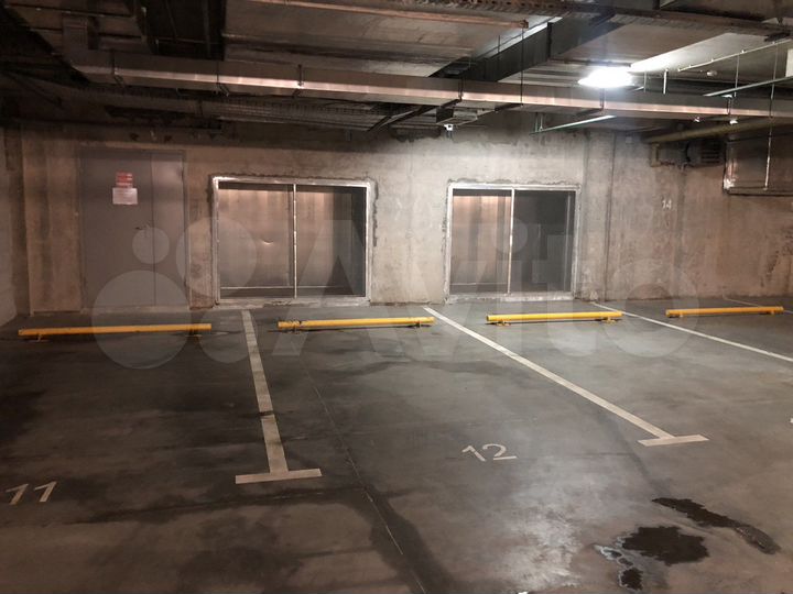 Машиноместо, 16 м²