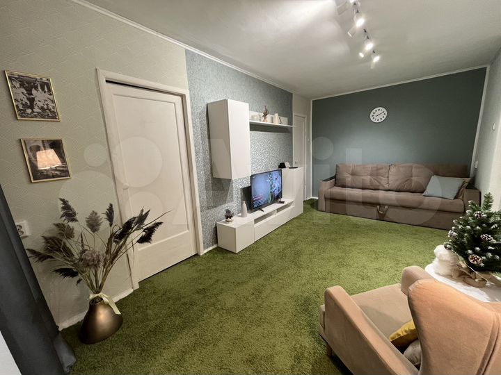 2-к. квартира, 43 м², 3/4 эт.