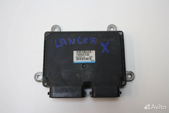 Блок управления двигателем Mitsubishi Lancer 10