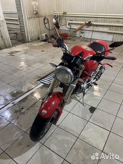 Продам мотоцикл Ducati M 400