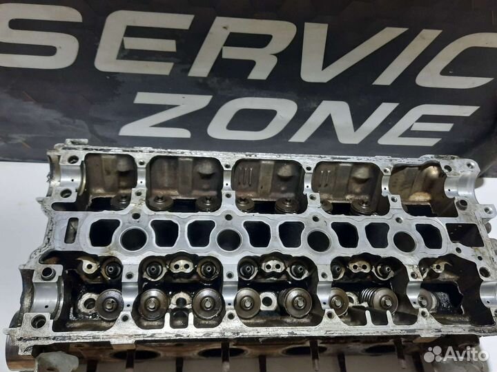 Головка блока цилиндров Mitsubishi Carisma