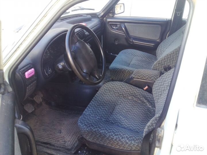 ГАЗ 3110 Волга 2.4 МТ, 2000, 160 523 км