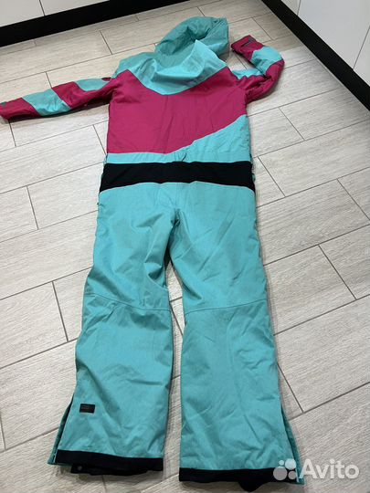 Сноубордический костюм женский