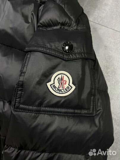 Зимние куртки Moncler