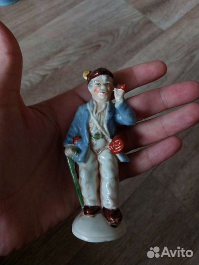 Фарфоровые статуэтки Европа