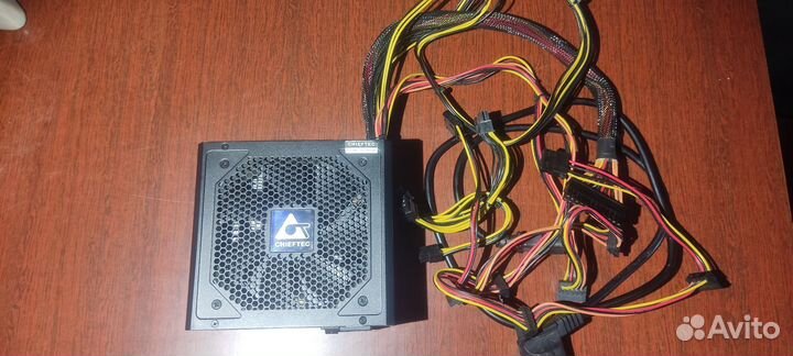 Блок питания Chieftec force cps-750s