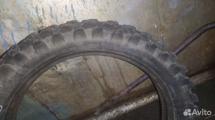 Покрышка зимняя эндуро