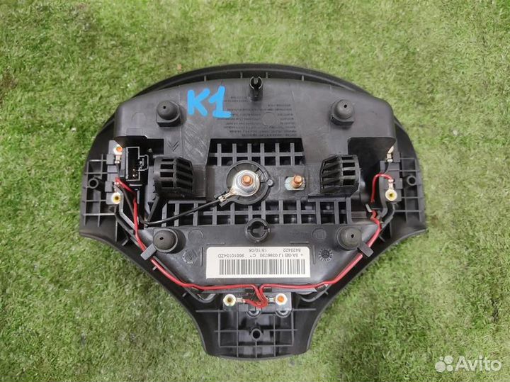 Подушка безопасности в руль Peugeot 308 (4E) 2008