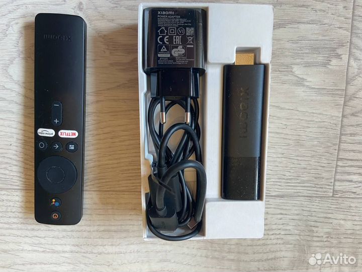 Тв-приставка/Медиаплеер Xiaomi Mi TV Stick 4k