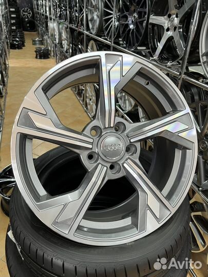 Диски литые R17 5*112 Audi вертушки