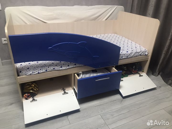 Кровать дельфин