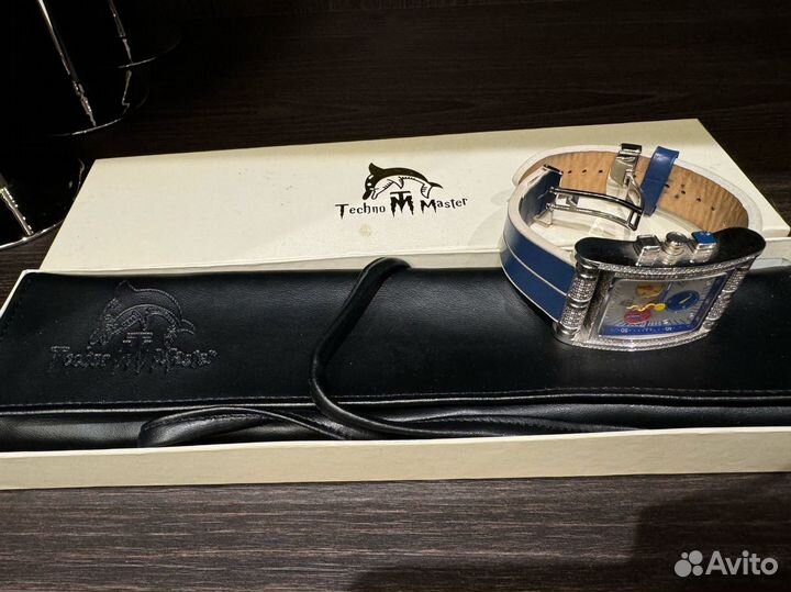 Часы Techno Master с бриллиантами