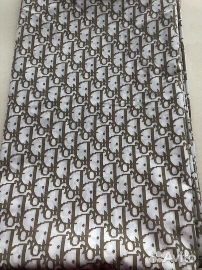 Разные отрезы тканей Италия